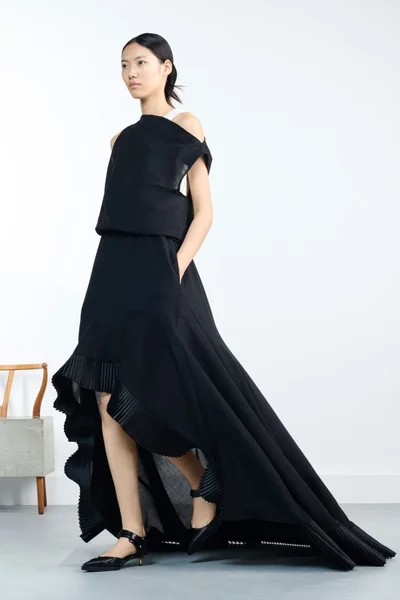 Look 12